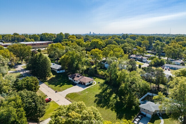 Hartman Avenue offers homes on sprawling plots north of downtown Omaha.