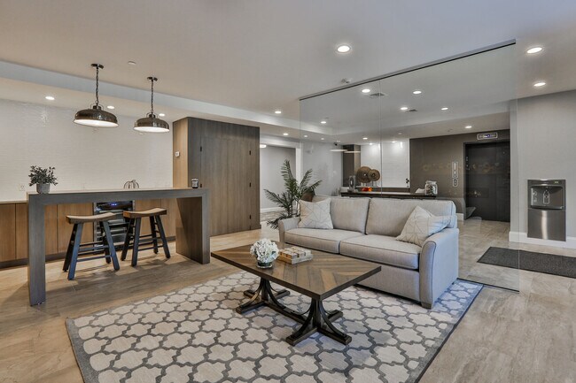 The Fairmount North Shore, Lynn, MA 01905 - photo 2