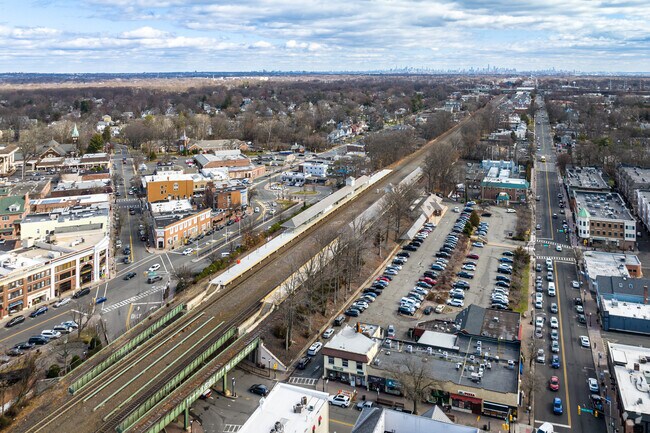 Downtown Cranford has an NJ Transit line that runs to Midtown Manhattan.