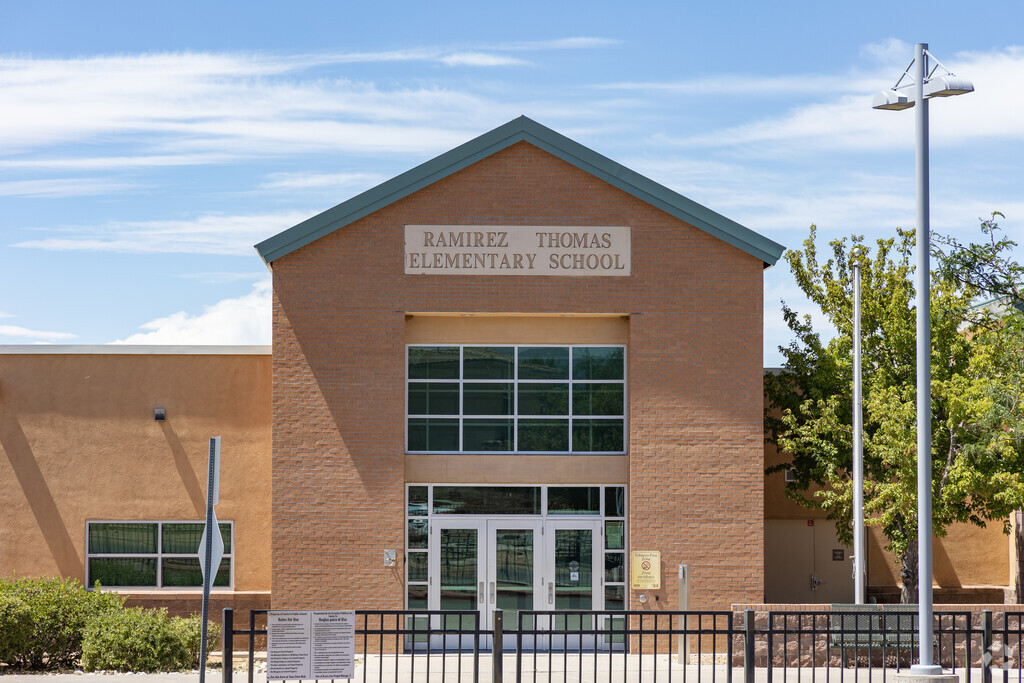 Ramirez Thomas Elementary in Agua Fria School receives a C plus from Niche.