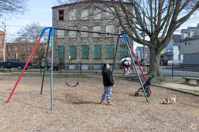 Lafayette Park in The Hollow has a new swing set to enjoy with the little ones.