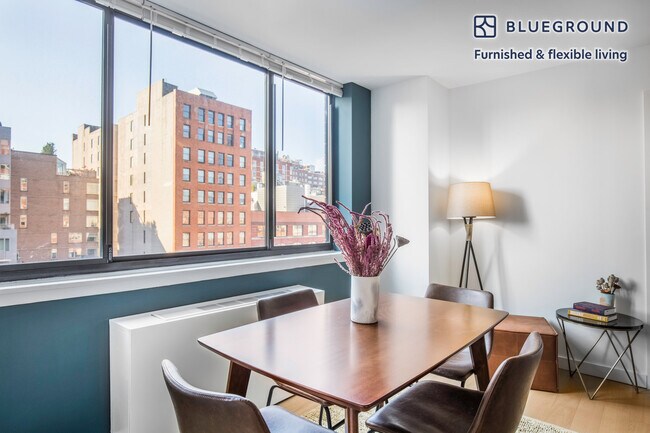 250 W 19th St unit FL10-ID210, New York, NY 10011 - photo 5
