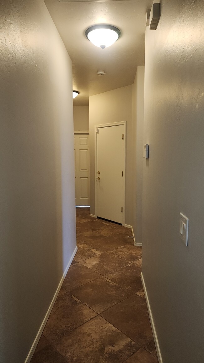 Hallway to bedrooms