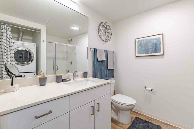 Zig, Seattle, WA 98122 - photo 4