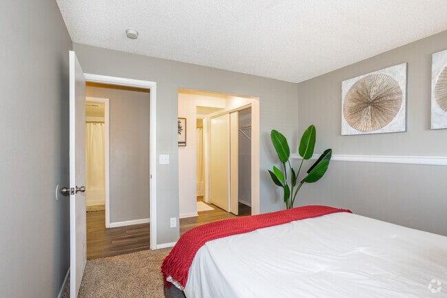 Capella (Grey) - Primary Bedroom