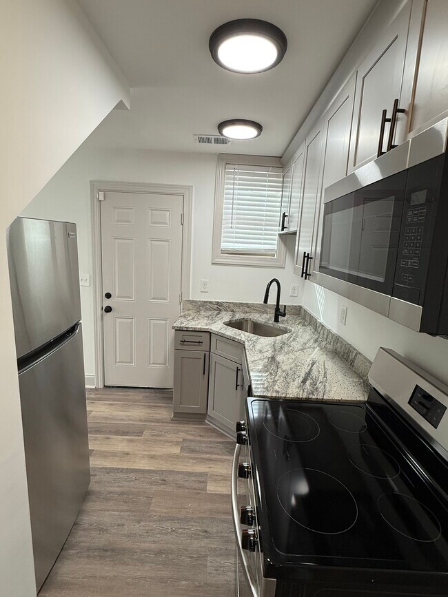 333 Spikes St, Macon, GA 31206 - photo 3