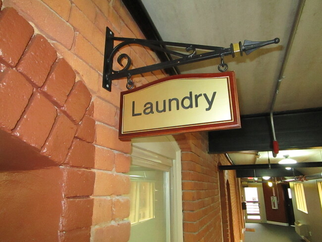 2 laundry Rooms