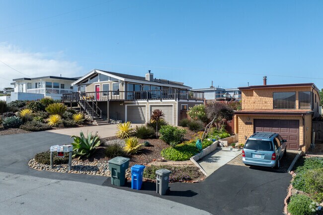 Bungalow style homes line the streets in Los Osos.