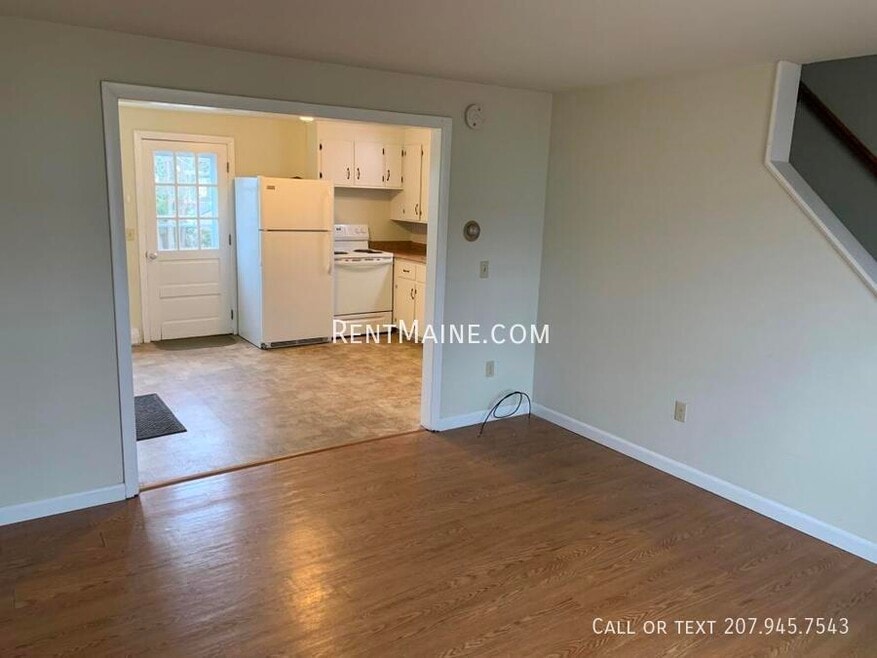 33 Yale St, Bangor, ME 04401 - photo 1