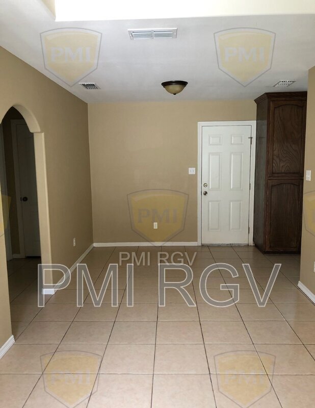 306 W Amy Dr unit B, San Juan, TX 78589 - photo 3