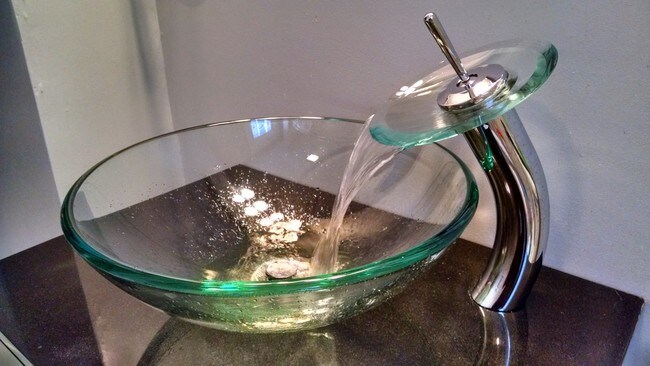 Waterfall sink in bath