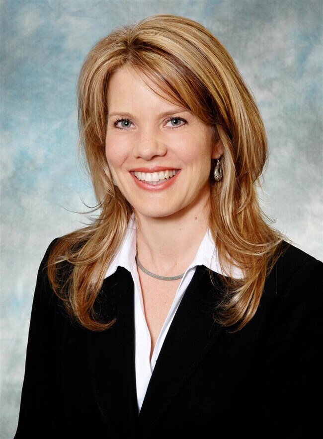 Amy Zeller
