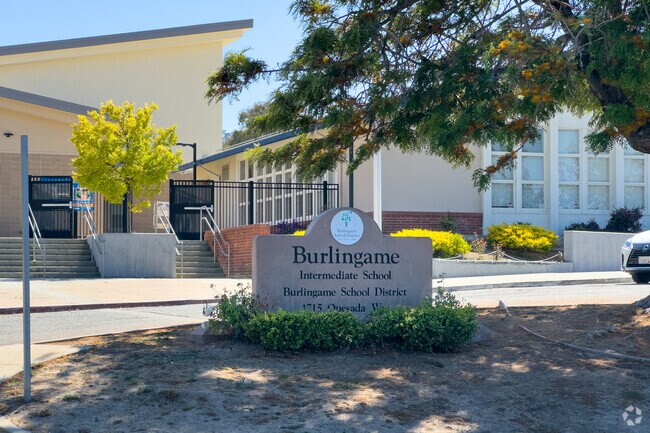 Burlingame Intermediate School is a public middle school located near Mills Estates.