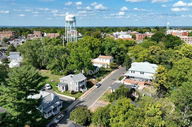Many homes in Old Town Manassas are walking distance from the attractions down town.