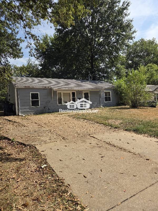 9732 Vickie Place, St. Louis, MO 63136