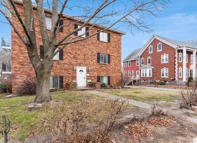 648 Washington St unit 2, Braintree, MA 02184 - photo 6