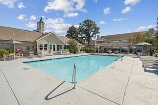 4861 College Acres Dr, Wilmington, NC 28403