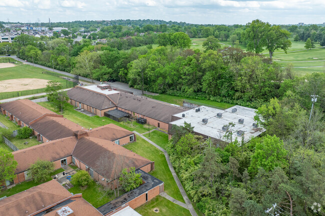 Summit Academy Community School - Cincinnati