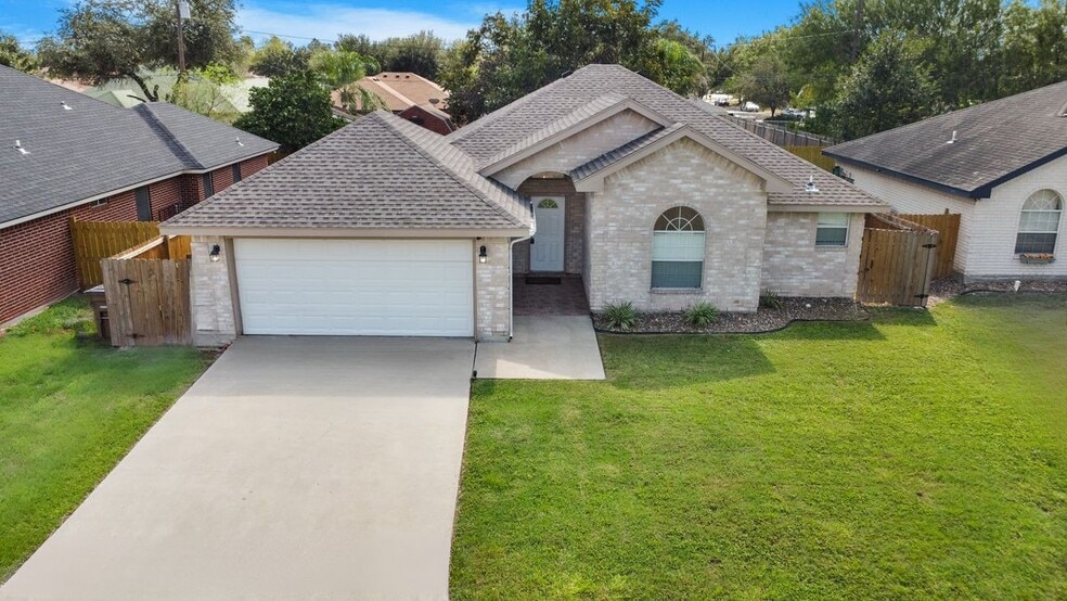 3502 W Alteza Dr, Edinburg, TX 78541 - photo 1