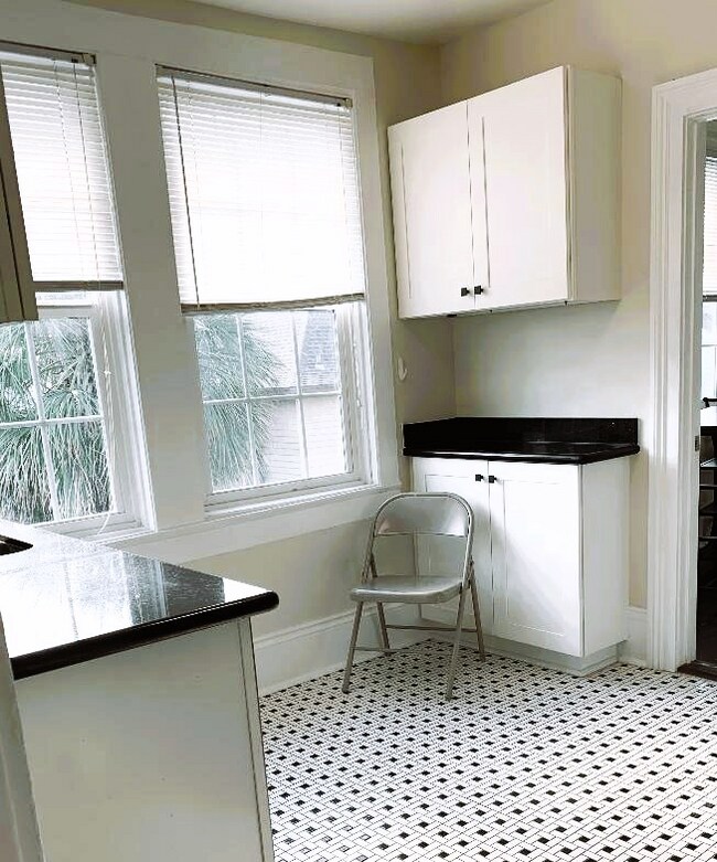 7114 Freret St unit F, New Orleans, LA 70118 - photo 3