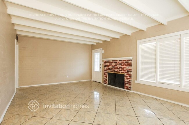 1046 E Indianola Ave, Phoenix, AZ 85014 - photo 4