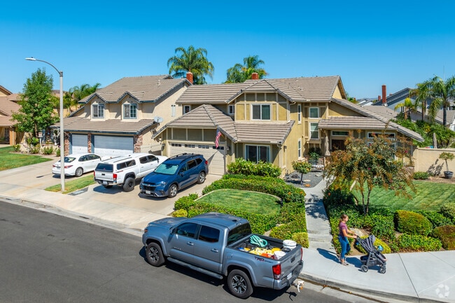 Many homes feature ample garage space in Menifee Lakes.