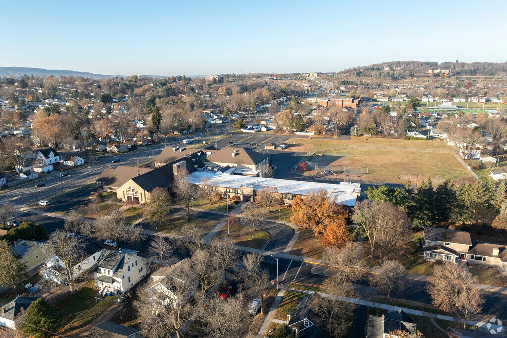 Newman Catholic Elementary School at St. Anne Parish is a private, Catholic school.