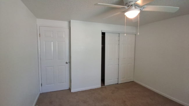 33305 Ryan Dr unit 117, Leesburg, FL 34788 - photo 5