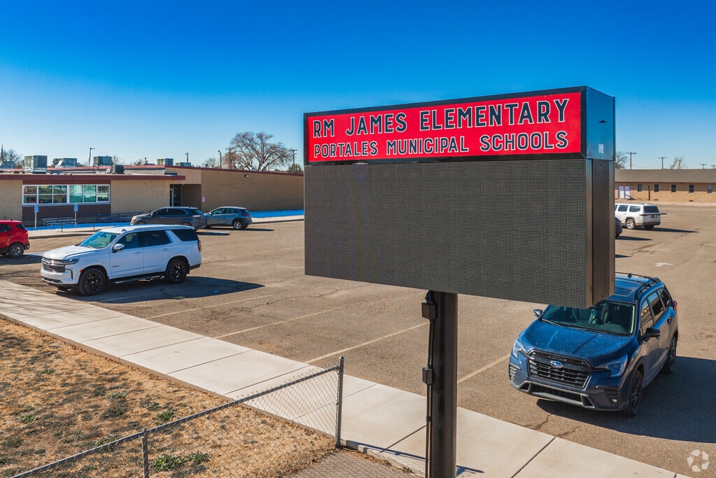 James Elementary School is located on the south side of Portales.