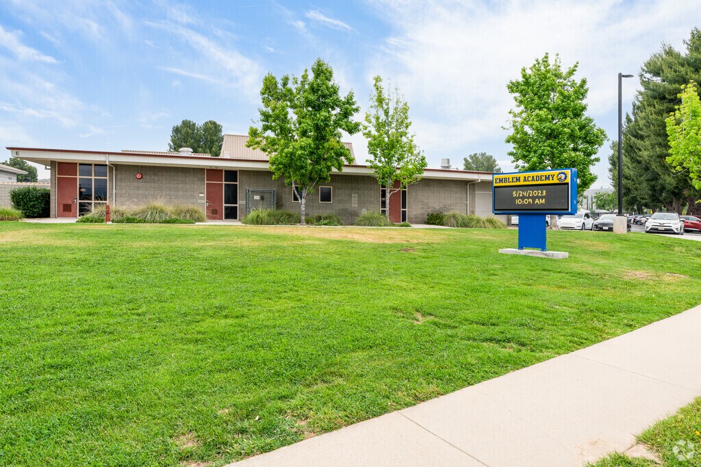 Emblem Academy is a public transitional kindergarten through sixth-grade school in Saugus.