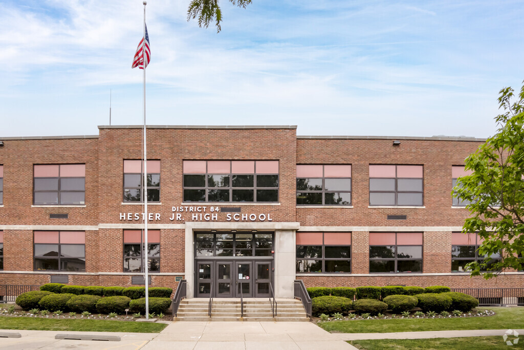 Hester Jr High School, Franklin Park IL Rankings & Reviews - Homes.com