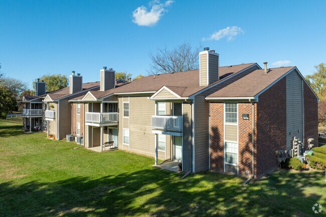Hamptons of Cloverlane Apartments, Ypsilanti, MI 48197 - photo 3
