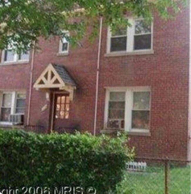 1424 Staples St NE Unit 1, Washington, DC 20002
