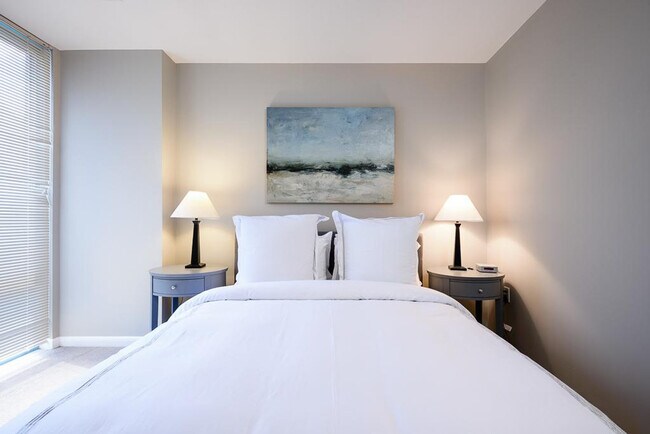 Continental Ballston unit ID423P, Arlington, VA 22203 - photo 6