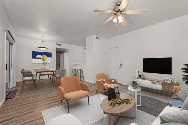 Villa Lucia Apartments - A Quiet Community located on Figarden Loop, Fresno, CA 93722 - photo 2