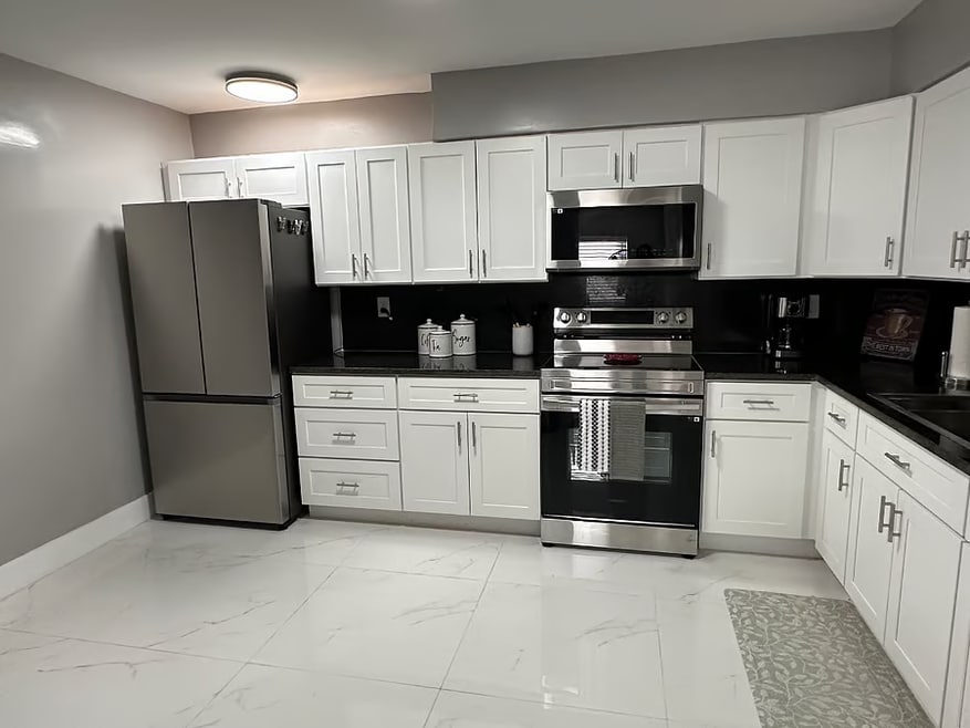 3163 NW 29th St unit 3163 C, Miami, FL 33142 - photo 1