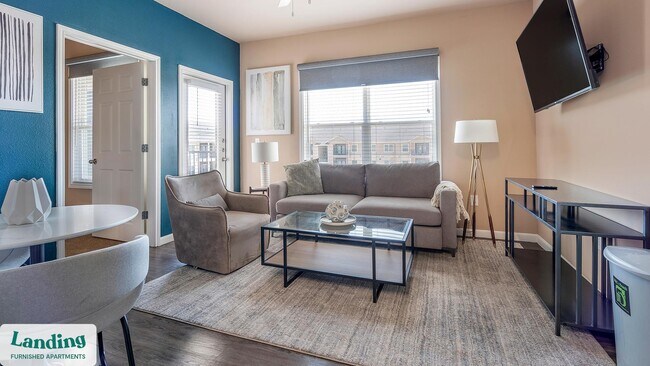 1767 Tx-46 unit 7306.1409660, New Braunfels, TX 78130 - photo 3