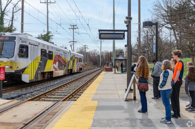 Locals can get easily get around the Baltimore area with the light rail at Linthicum station.