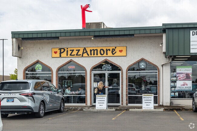 PizzAmore is a favorite pizza restaurant often visited by locals in Santiam, OR.