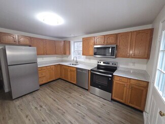 5 Pine Crest Cir Unit 5, Concord, NH 03301