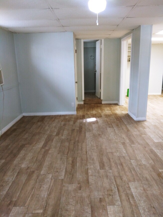 7107 Arlet Dr unit 2, Jacksonville, FL 32211 - photo 3