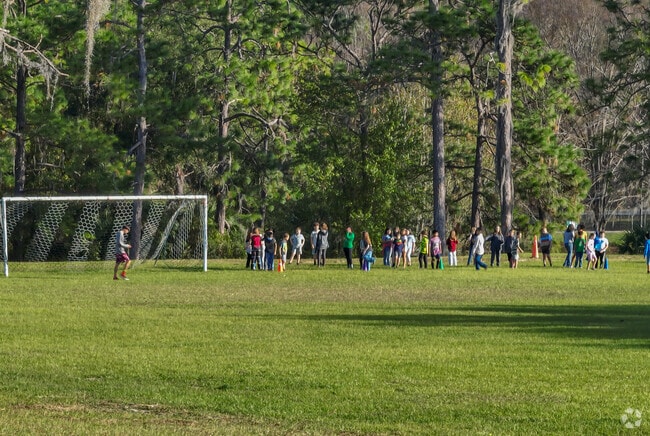 Seminole Springs Elementary School has plenty of activities for it's Northeast Lake County kids.