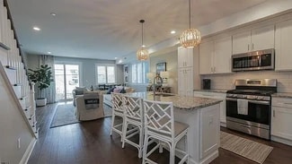 9 S Granville Ave Unit D, Margate City, NJ 08402