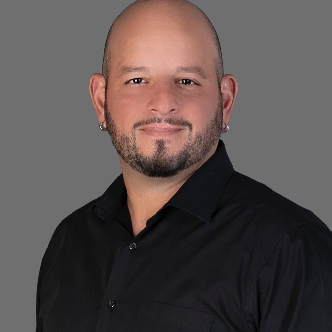 Agent Photo