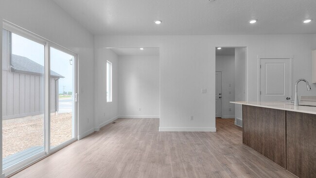 2002 E Albion Dr, Salem, UT 84653 - photo 3