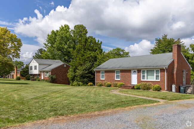 The average home in Maple Hills is roughly 1,400 square feet.