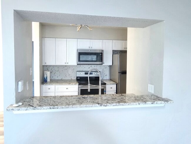 5616 Preston Oaks Rd unit 202B, Dallas, TX 75254 - photo 4