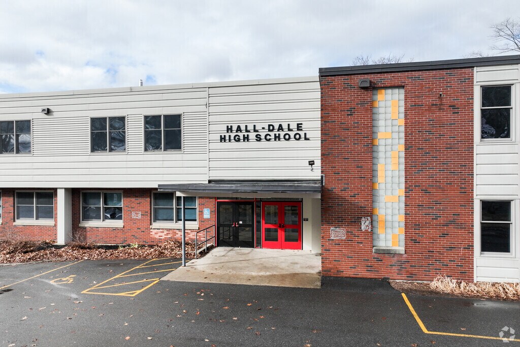 Hall-Dale High School serves students from grades 9-12.