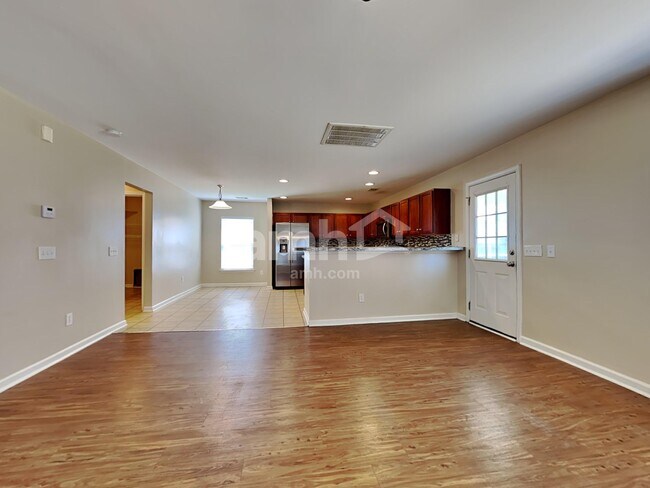 405 Crystal Oaks Ln, Moncks Corner, SC 29461 - photo 6