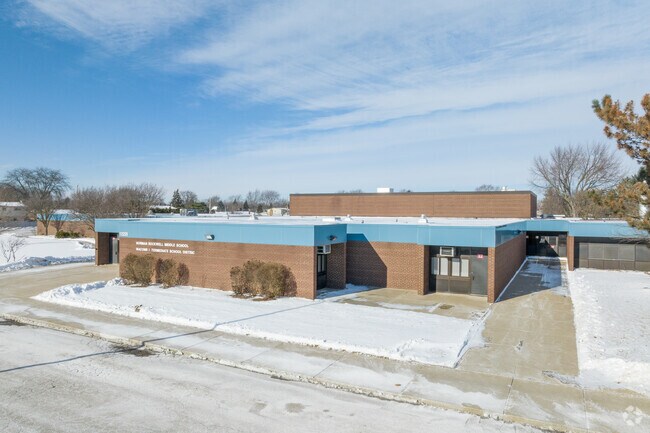 Pinewood Elementary School campus.